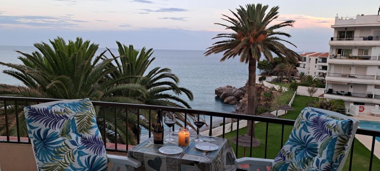 Апартаменти Acapulco Playa Beautiful Seaview Нерха Екстер'єр фото