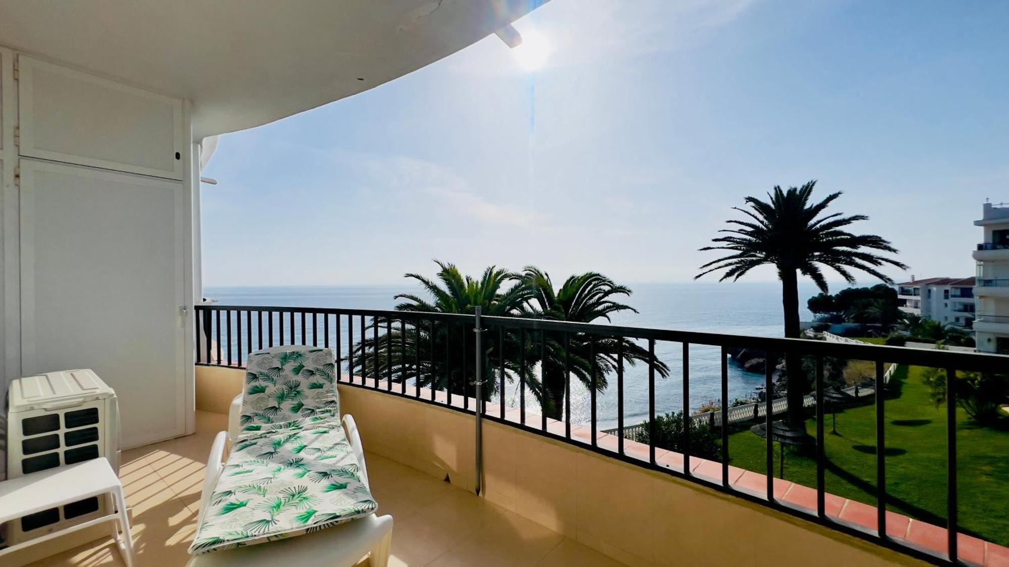 Апартаменти Acapulco Playa Beautiful Seaview Нерха Екстер'єр фото