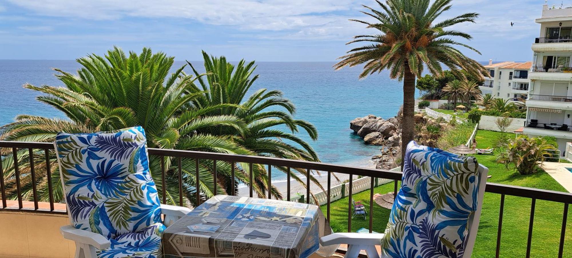 Апартаменти Acapulco Playa Beautiful Seaview Нерха Екстер'єр фото
